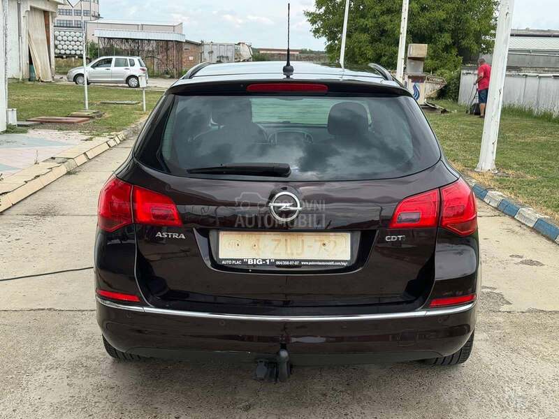 Opel Astra J 1.7 Cdti