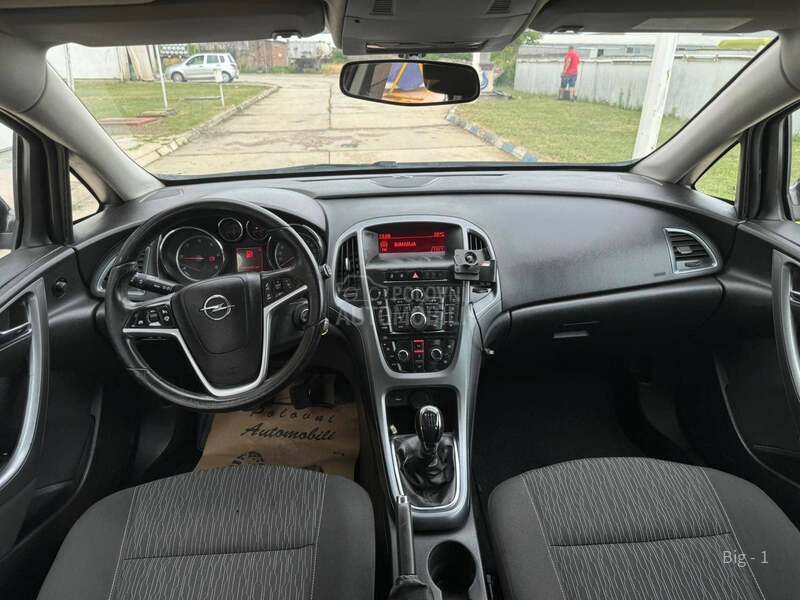 Opel Astra J 1.7 Cdti