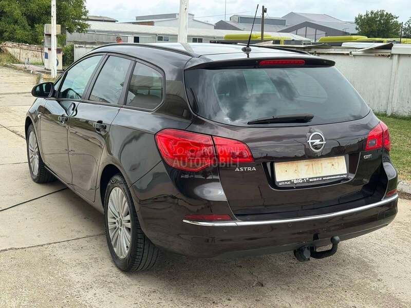 Opel Astra J 1.7 Cdti