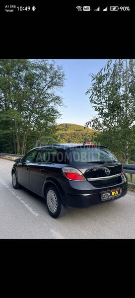 Opel Astra H 