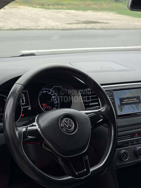 Volkswagen Golf Sportsvan S A L O M