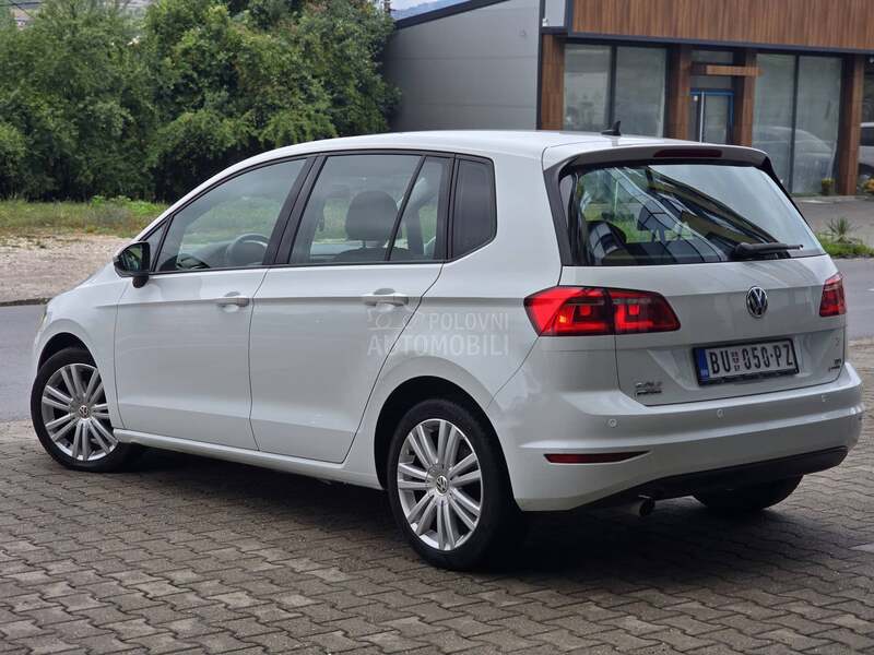 Volkswagen Golf Sportsvan S A L O M