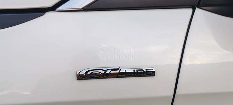Peugeot 3008 1.2  GT  LAJN