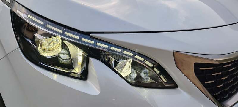 Peugeot 3008 1.2  GT  LAJN