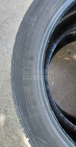 Vredestein 275/40 R20 Zimska
