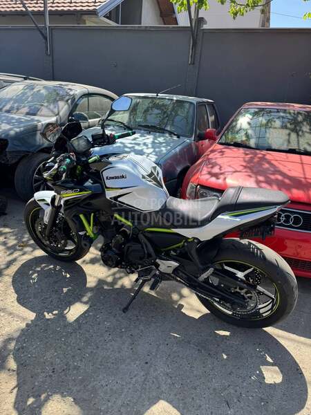 Kawasaki z650