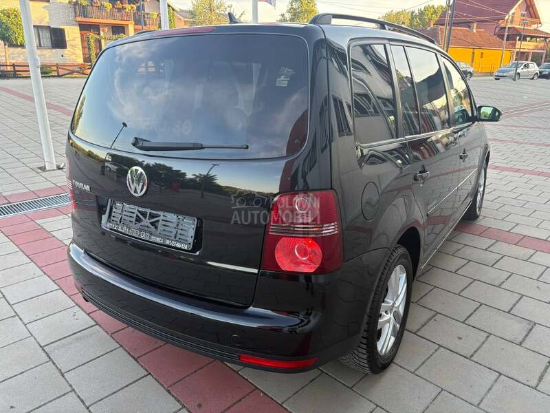 Volkswagen Touran 20 cng
