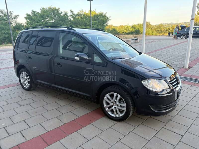 Volkswagen Touran 20 cng