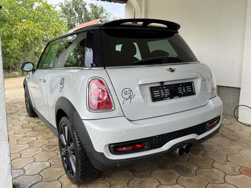 MINI Cooper S R56