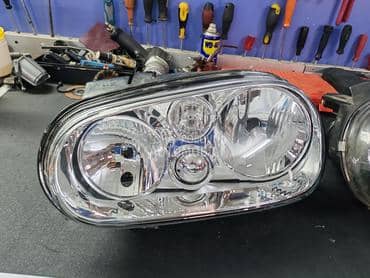 Farovi za Volkswagen Golf 4 od 1997. do 2003. god.