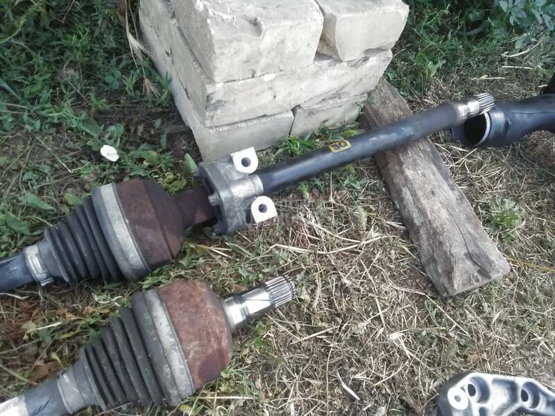 Poluosovina 1.7 CDTI