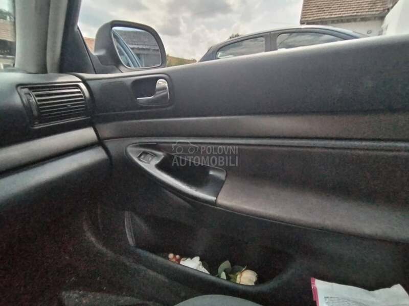 Audi A4 1.6