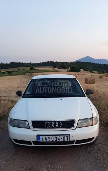 Audi A4 1.6