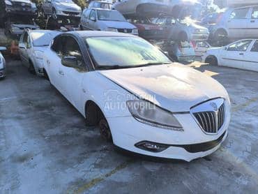 Desno krilo za Lancia Delta od 2008. do 2011. god.