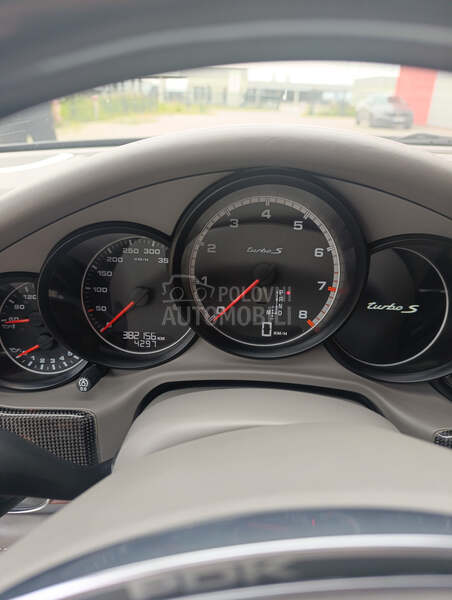 Porsche Panamera 4.8 TURBO S