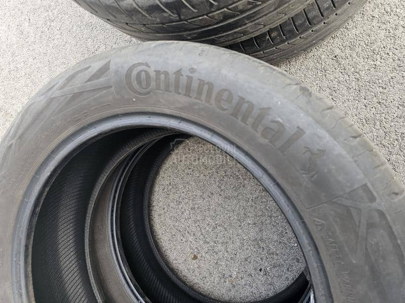 Continental 215/55 R17 Letnja