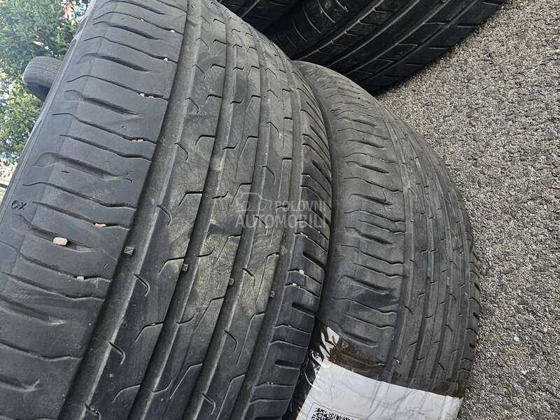 Continental 215/55 R17 Letnja