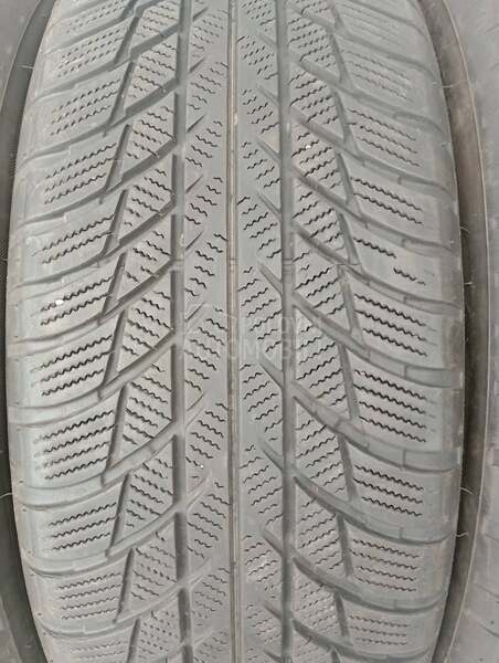 Bridgestone 205/60 R17 Zimska