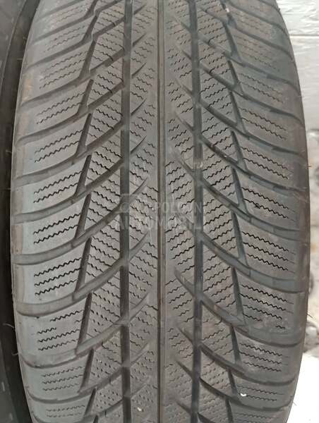 Bridgestone 205/60 R17 Zimska