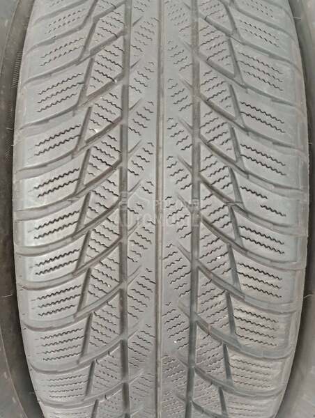 Bridgestone 205/60 R17 Zimska