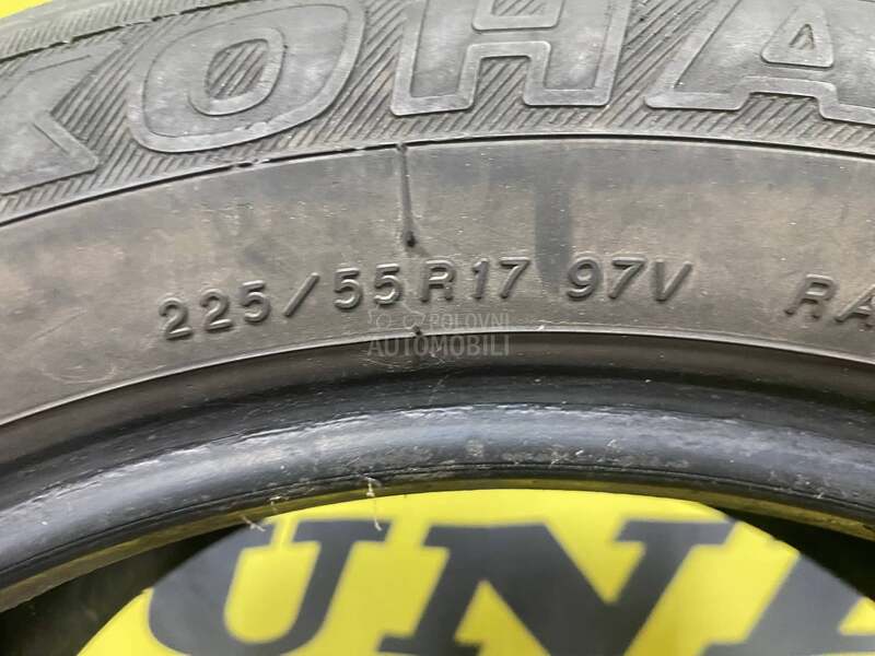 Yokohama 225/55 R17 Letnja