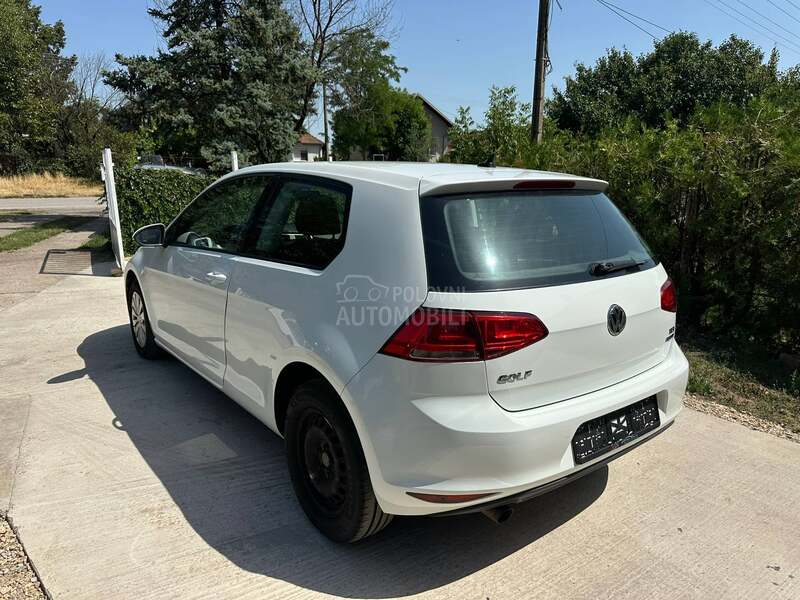 Volkswagen Golf 7 1.6 TDI BlueMotion