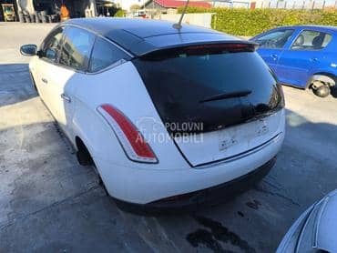 Mikroprekidac gepek vrata za Lancia Delta od 2008. do 2011. god.