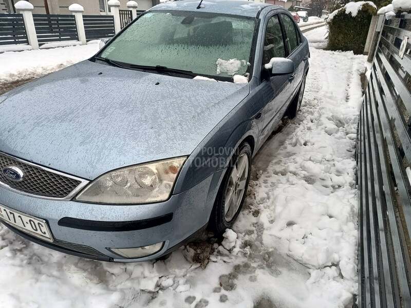 Ford Mondeo ghia