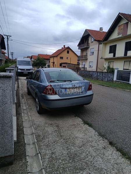 Ford Mondeo ghia