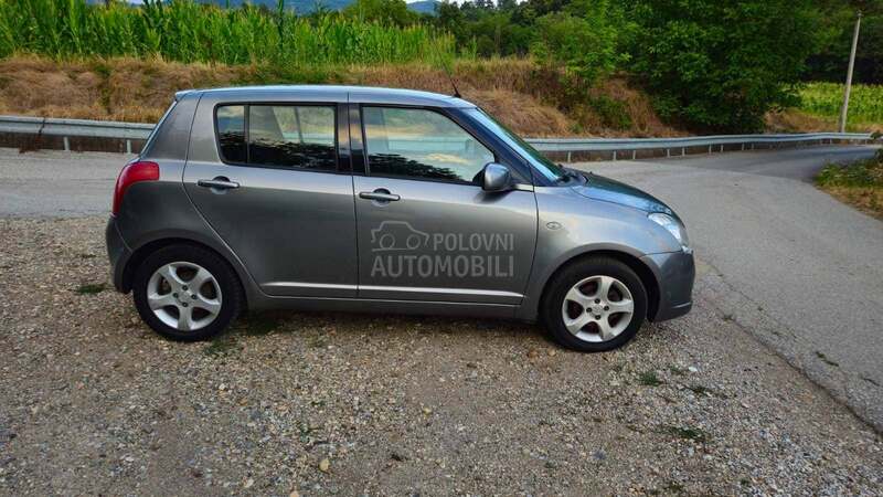 Suzuki Swift 