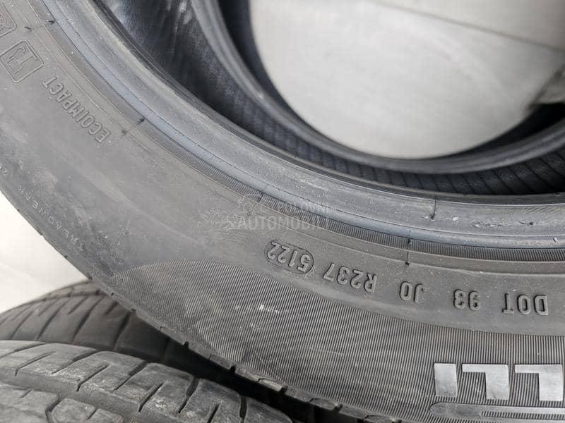 Pirelli 215/55 R17 Letnja