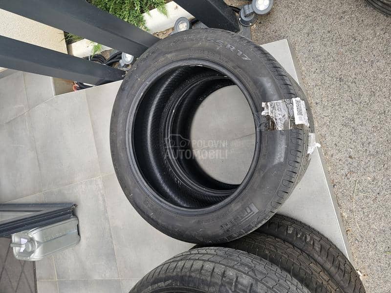 Pirelli 215/55 R17 Letnja