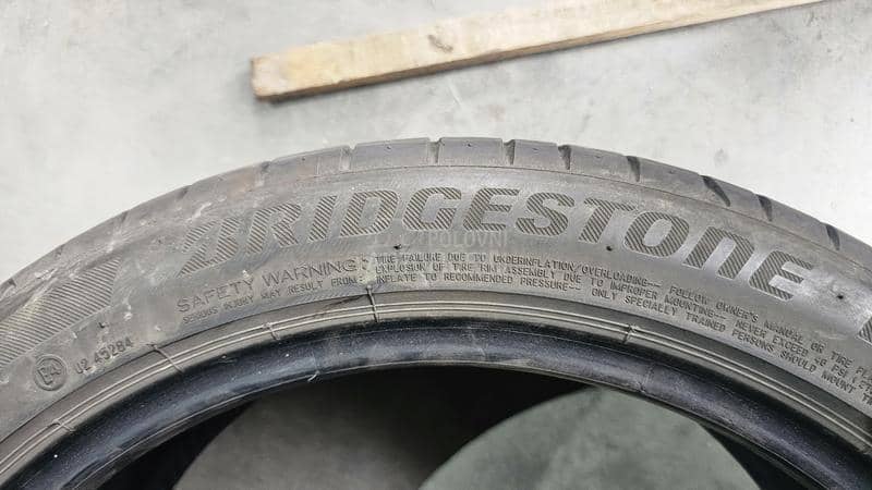 Bridgestone 225/45 R18 Letnja