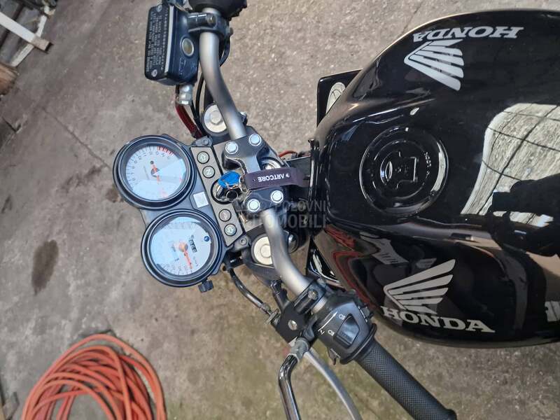 Honda hornet 600