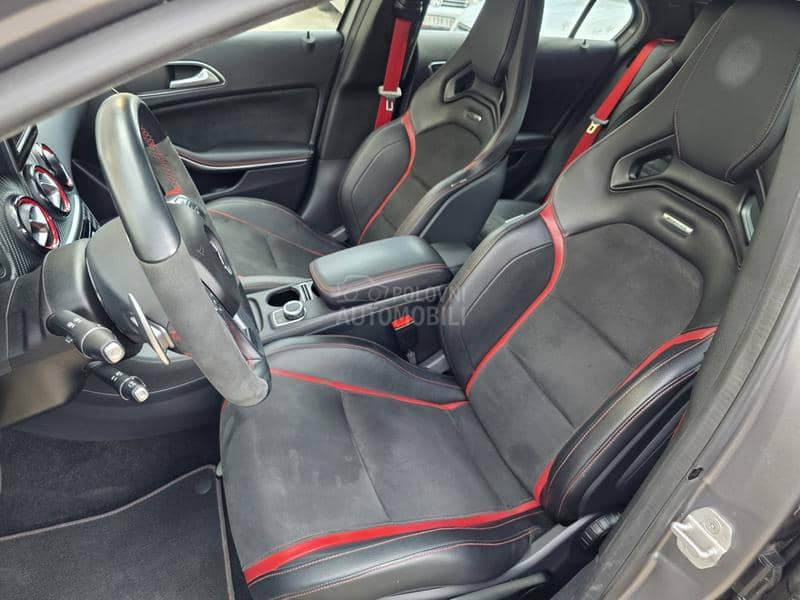 Mercedes Benz A 45 AMG 