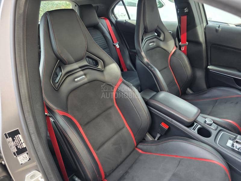 Mercedes Benz A 45 AMG 