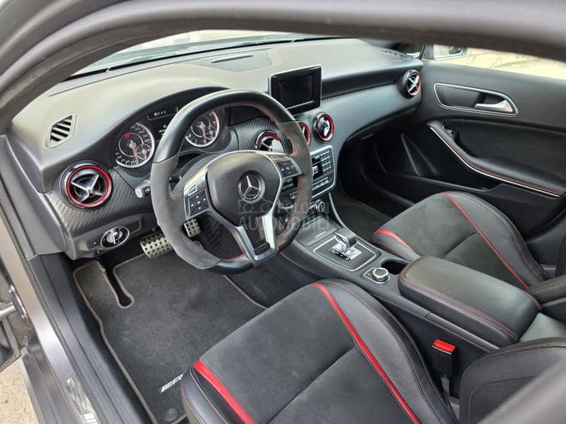 Mercedes Benz A 45 AMG 