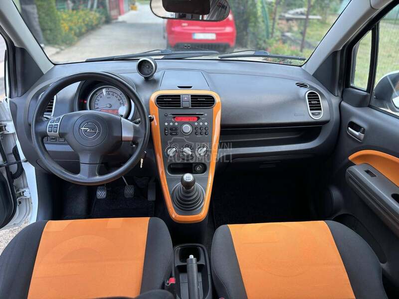 Opel Agila 