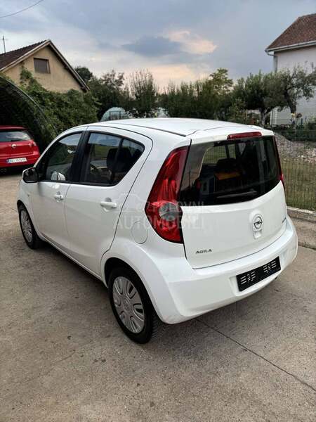 Opel Agila 