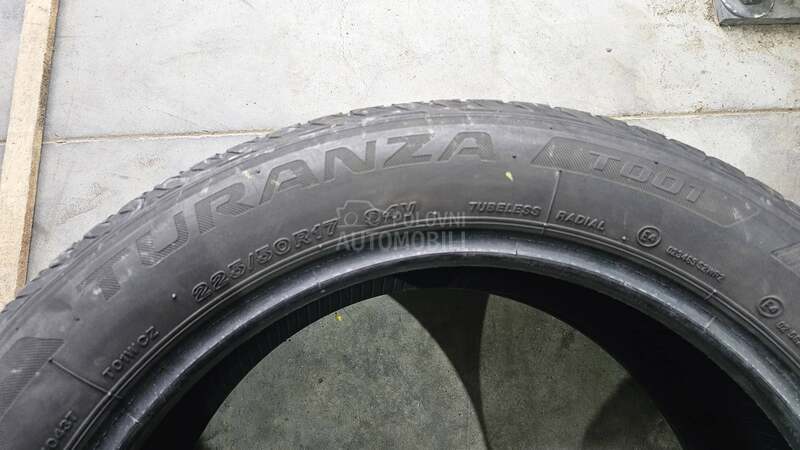 Bridgestone 225/50 R17 Letnja