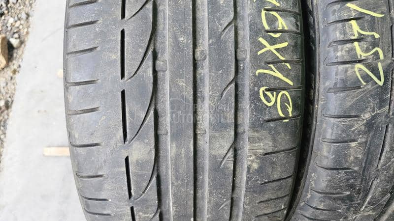Bridgestone 255/40 R18 Letnja