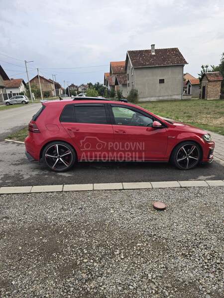 Volkswagen Golf 7 7.5 GTI VIRTUALi
