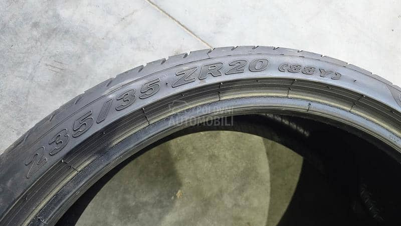 Pirelli 235/35 R20 Letnja