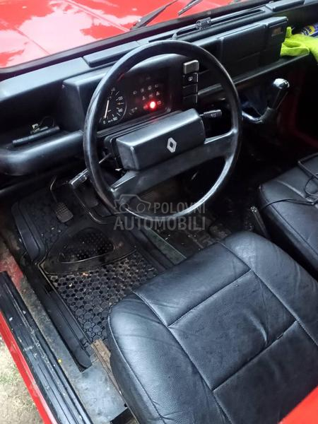 Renault R 4 do 01.2027 reg