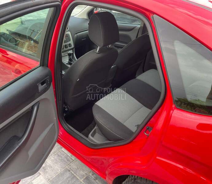 Ford Focus 7 4 k w