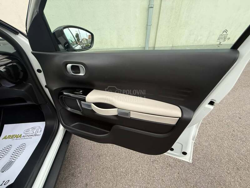 Citroen C4 Cactus 1.2 SHINE/AUT
