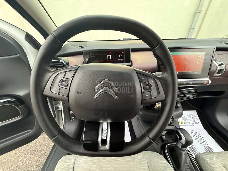 Citroen C4 Cactus 1.2 SHINE/AUT