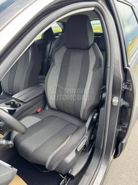 Peugeot 3008 1.5 HDI RESTYLING