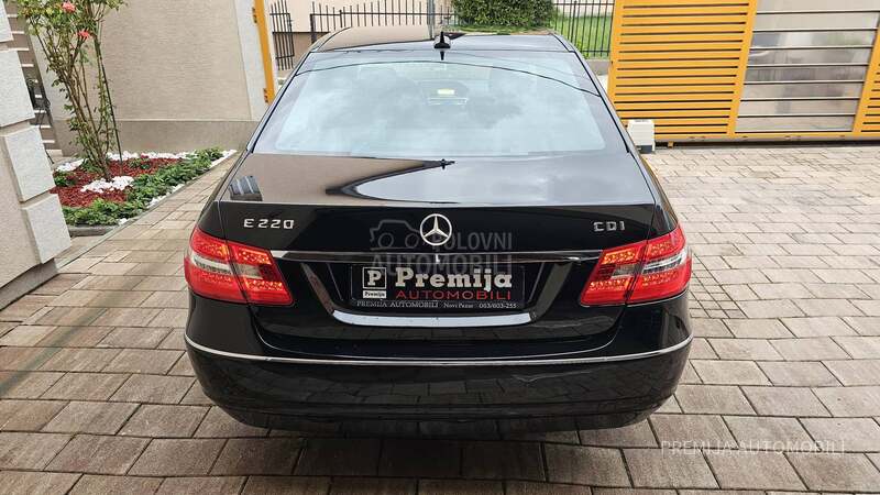 Mercedes Benz E 220 CDI AVANTGARDE