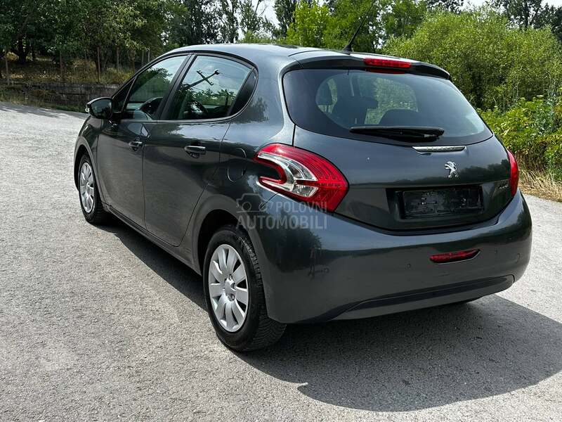 Peugeot 208 1,2VTI-C-H